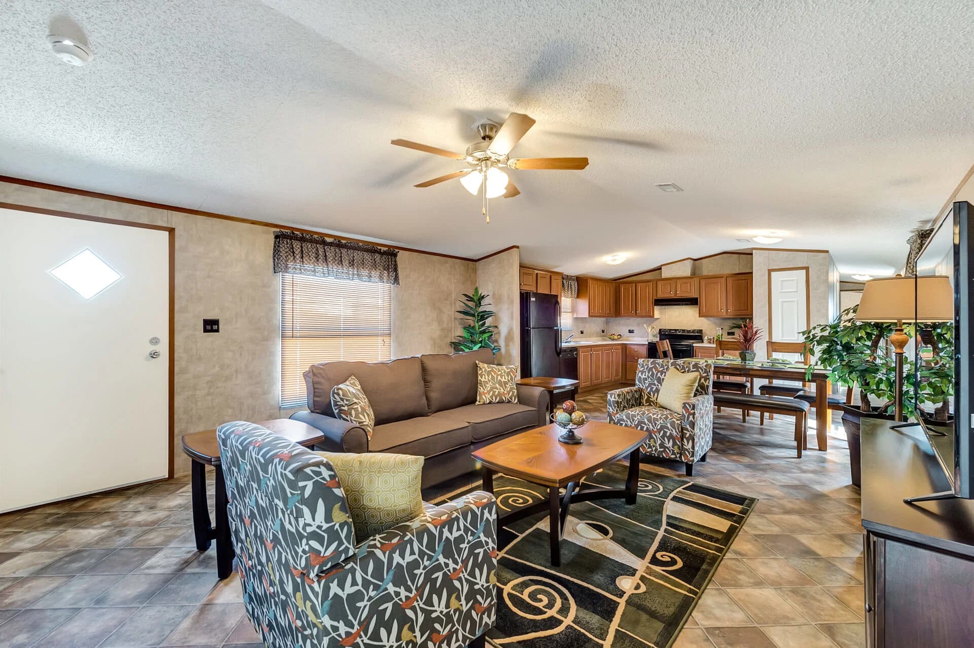 Select s-1684-42a interior home features