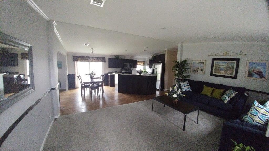 Brandon 2866 ith optional kitchen interior home features