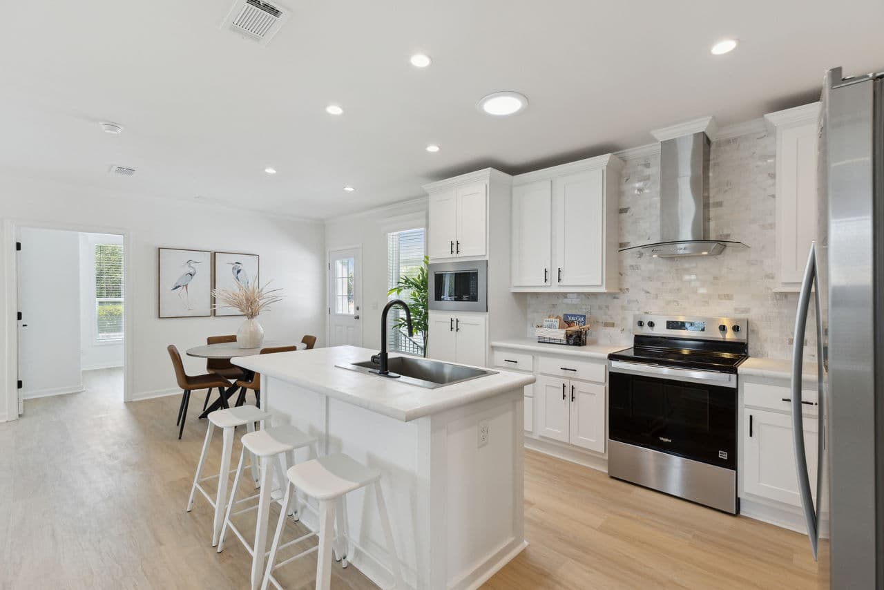 Silver springs 5044a bal harbour kitchen and hero home features