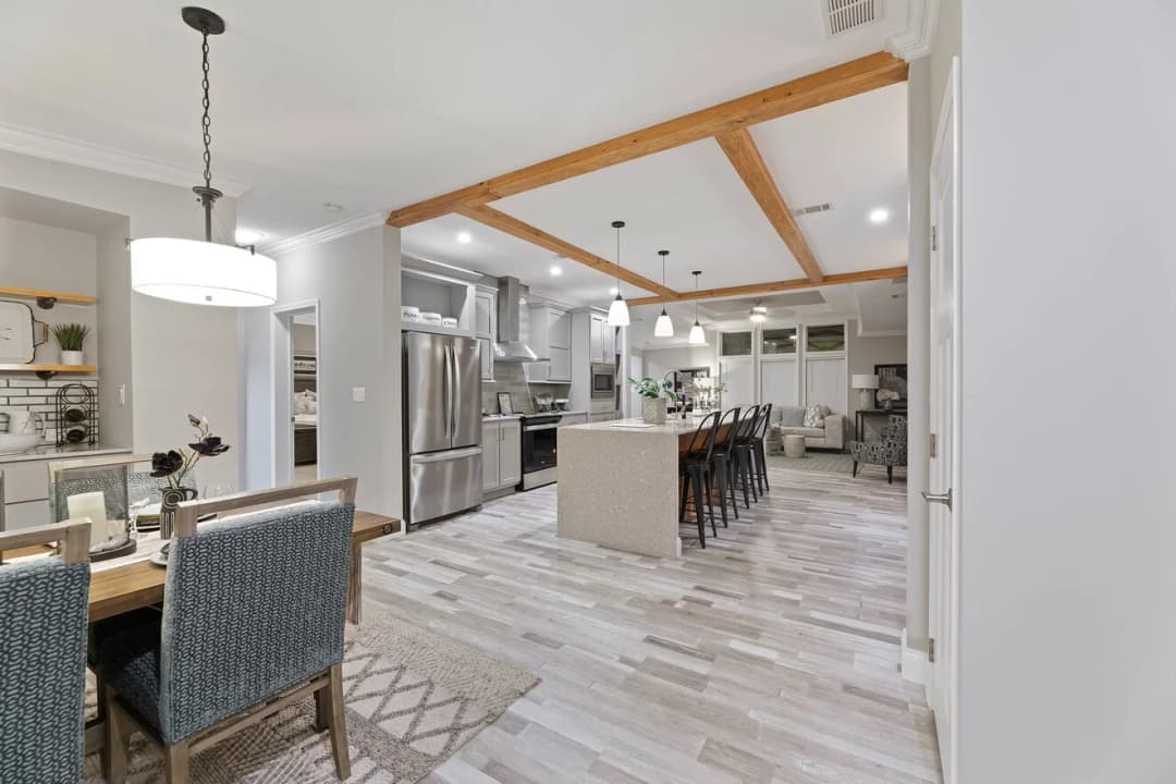 Isla ii 42484a interior home features