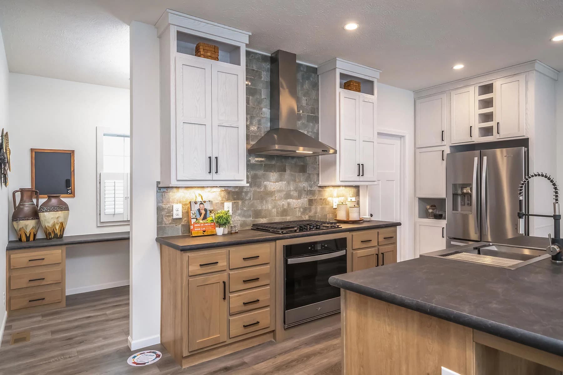 Big sky kitchen home features