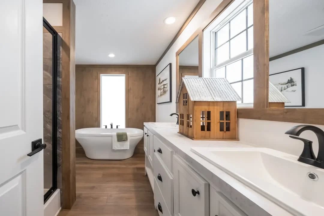 The lizzie bathroom home features