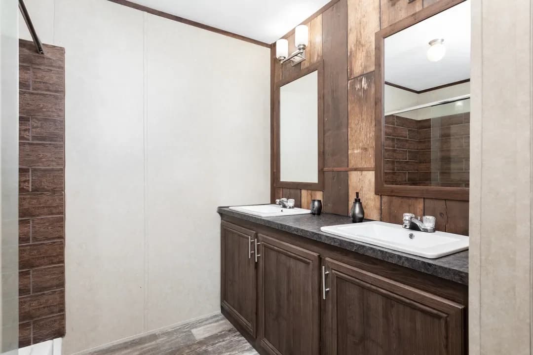 The riverway bathroom home features