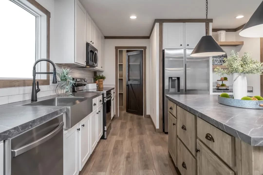 The lizzie kitchen home features
