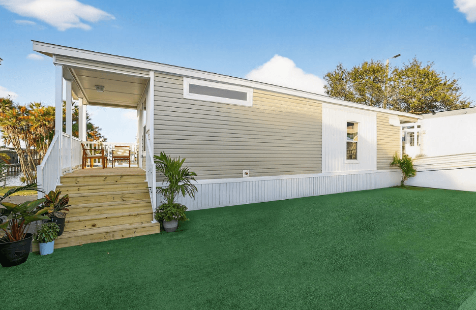 Embrace daylight exterior home features