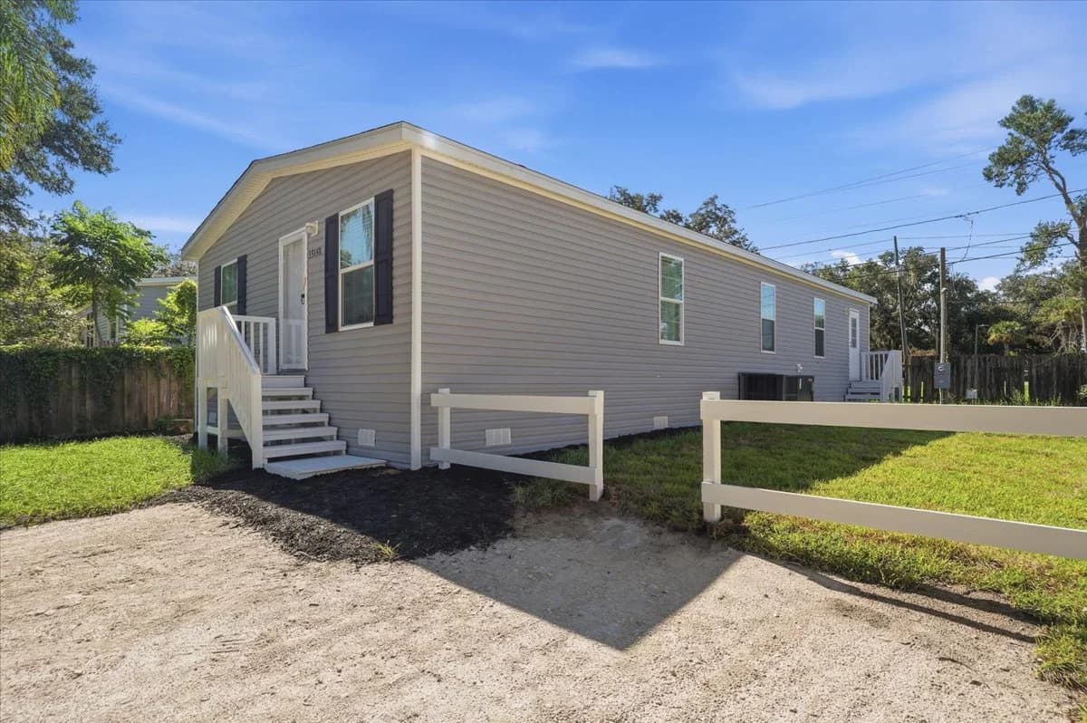 39148 orient ave, zephyrhills, fl 33542 (for sale) $239,999  home features