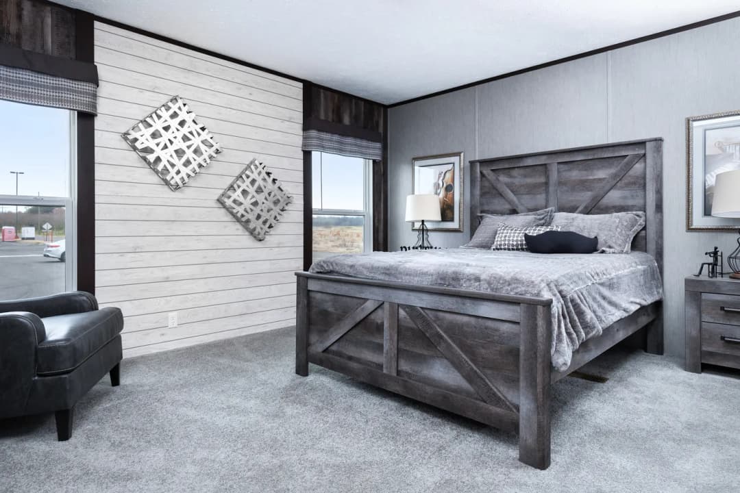 The shoreline bedroom home features