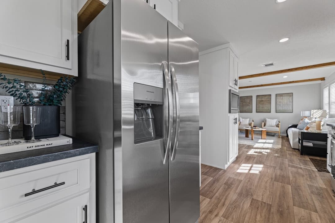 Helix 16763n kitchen home features