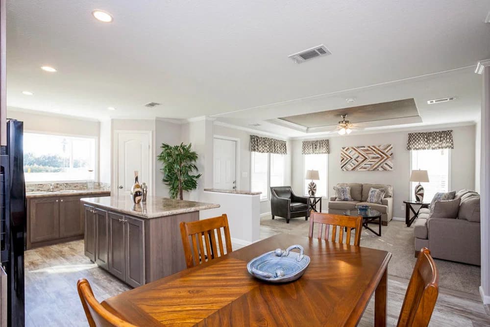 Natilus interior home features