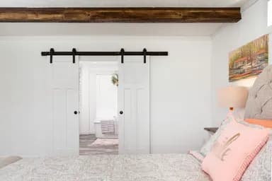 The lulabelle bedroom home features