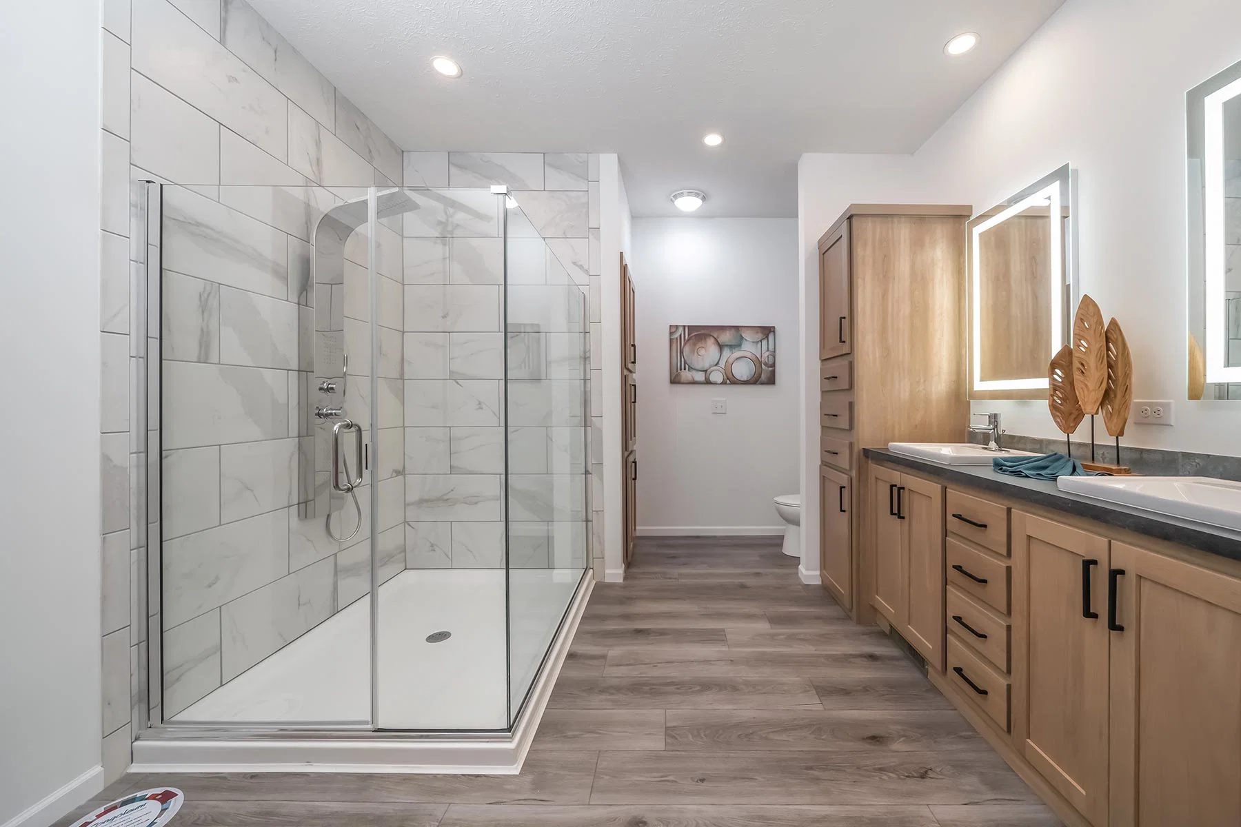 Big sky bathroom home features