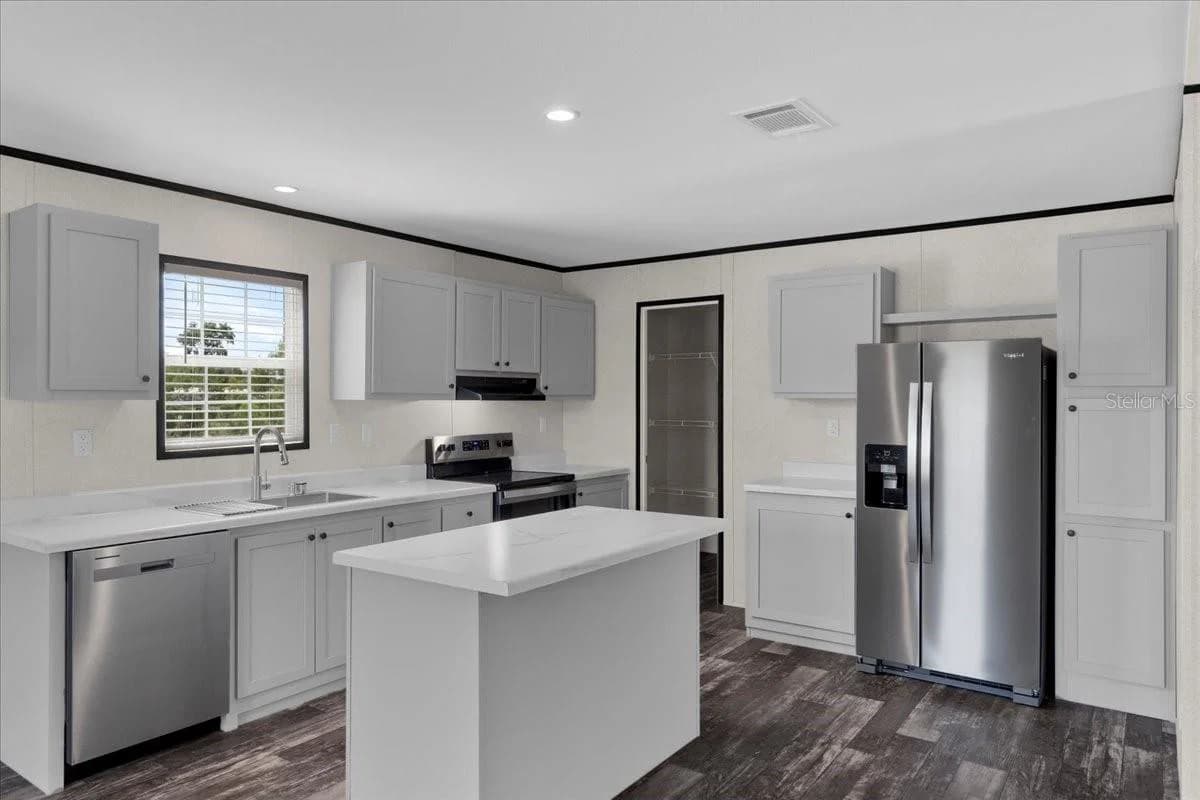 9030 cr 622, bushnell, florida 33513 (sold)  home features