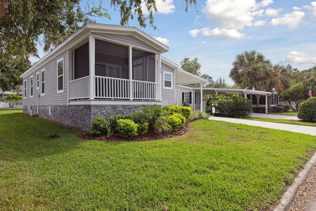Silver springs 4893 exterior home features