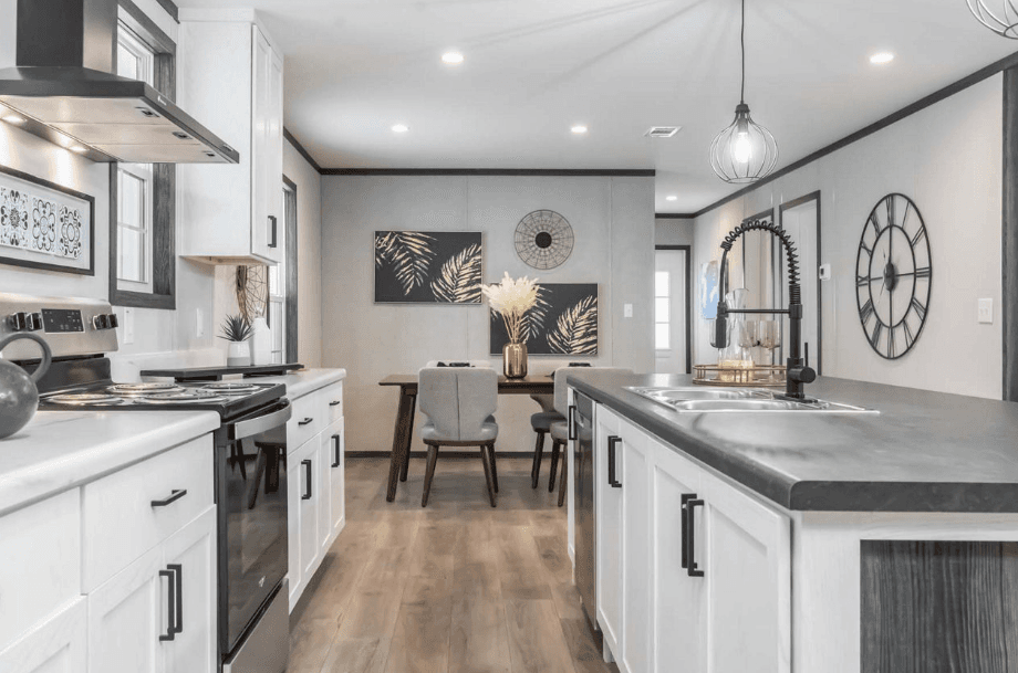 Embrace sunlight 261 kitchen home features