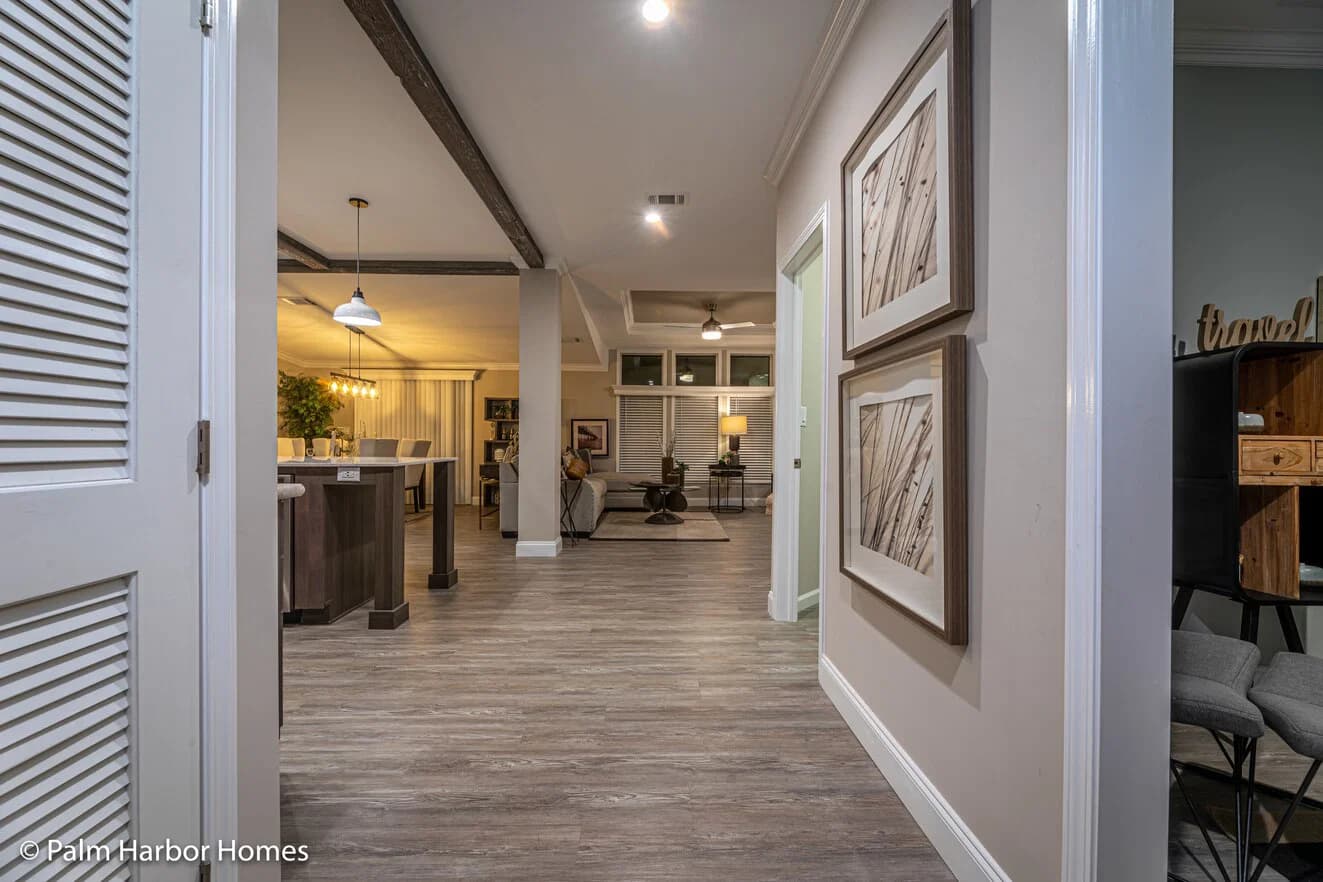 Tradewinds ii 40684c interior home features