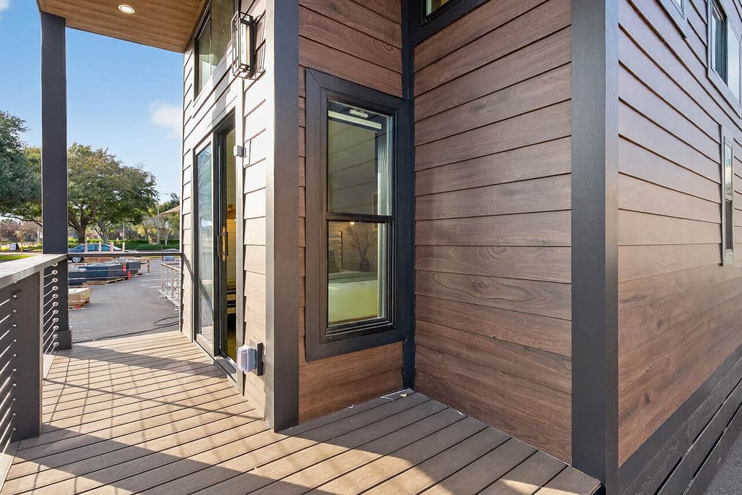 The bungalow 14491a exterior home features