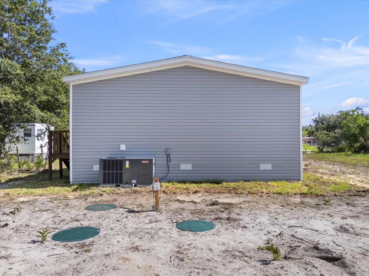 909 lake thomas road, lake wales, florida 33898 (sold)  exterior home features