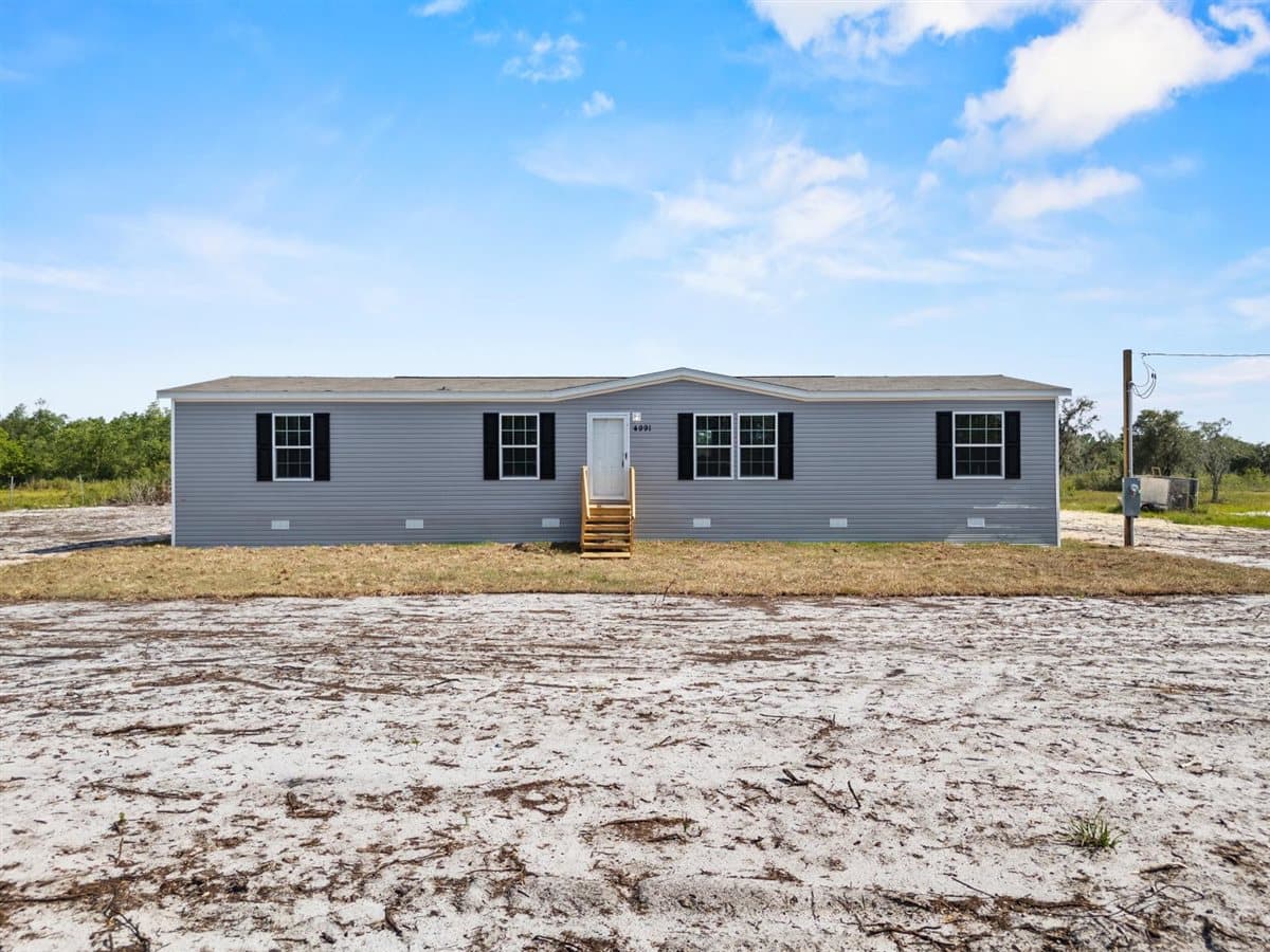 8457 n carousel ter, crystal river, fl 34428 (forsale) $219,999 hero home features