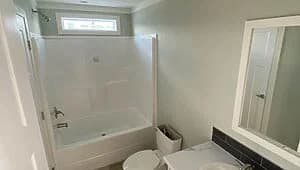 Legend 3260495 bathroom home features