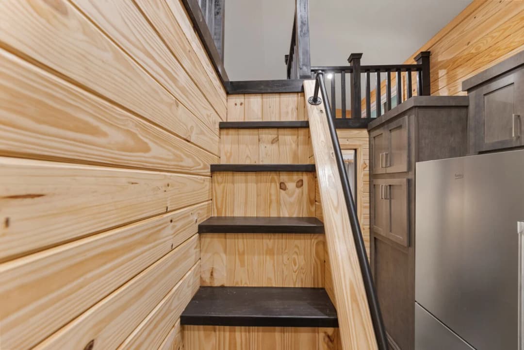 Eagle loft 13291p interior home features