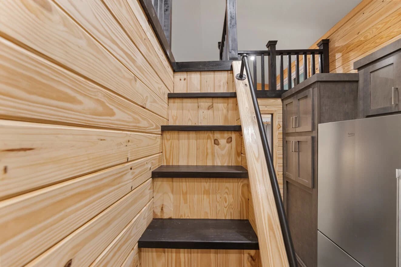 Eagle loft 13291p interior home features