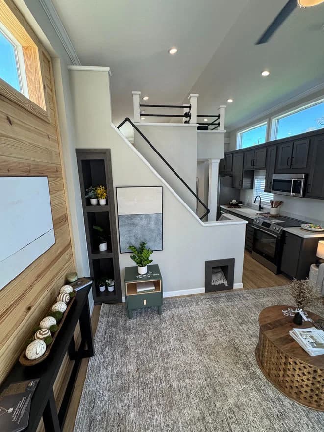 Vista 14411o interior home features
