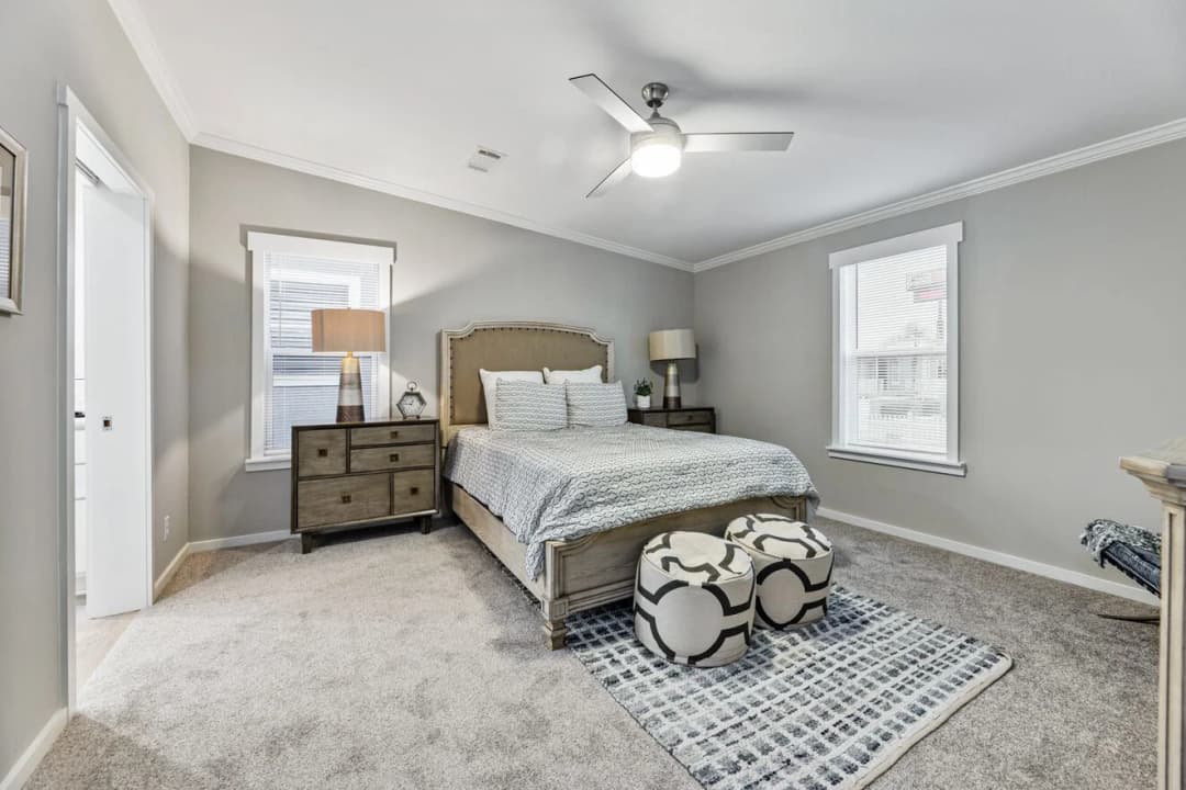 Kennedy ii 30603d bedroom home features