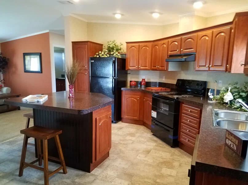 Blayne 2844 kitchen home features