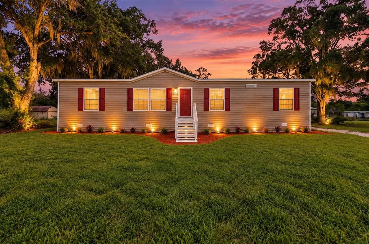 3316 oakland rd s, lakeland, fl 33801 (for sale) $289,463 hero home features
