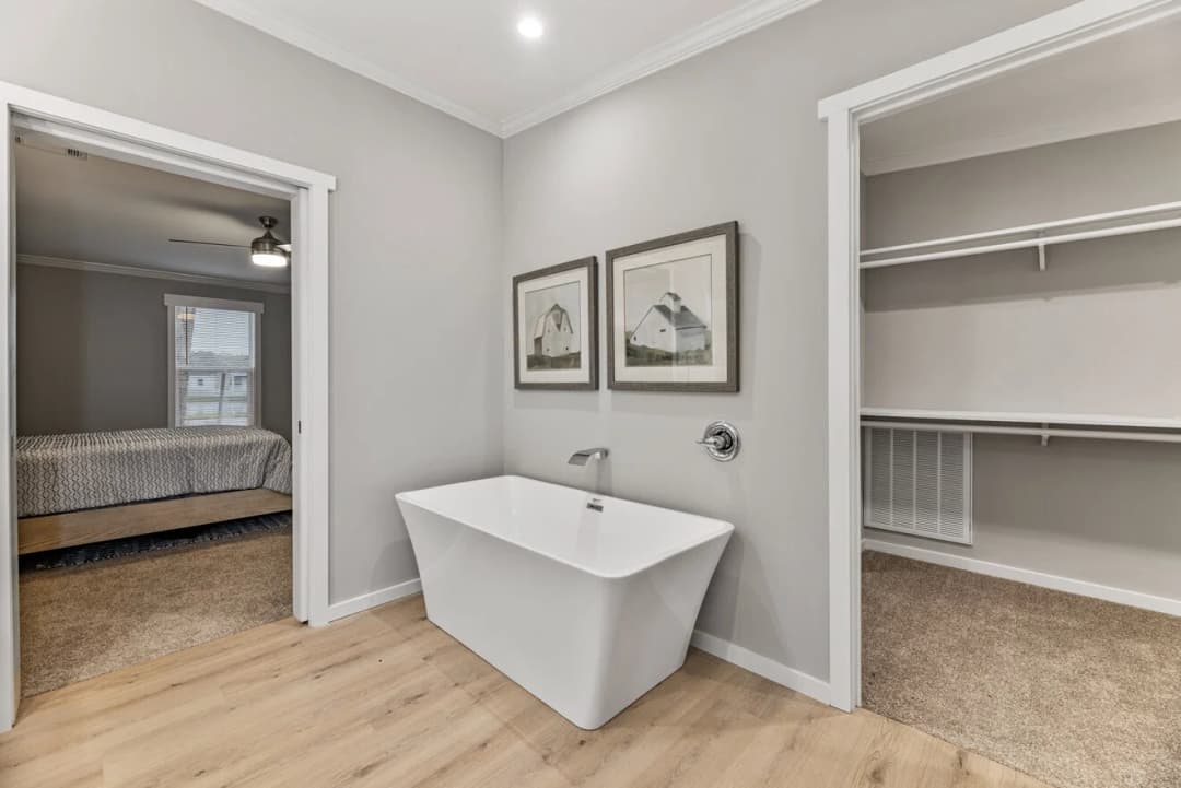 Kennedy ii 30603d bathroom home features