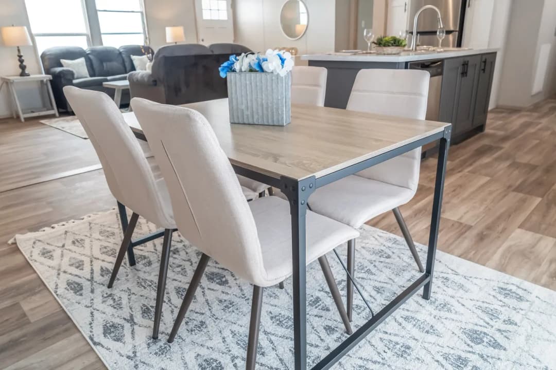 Rio interior home features
