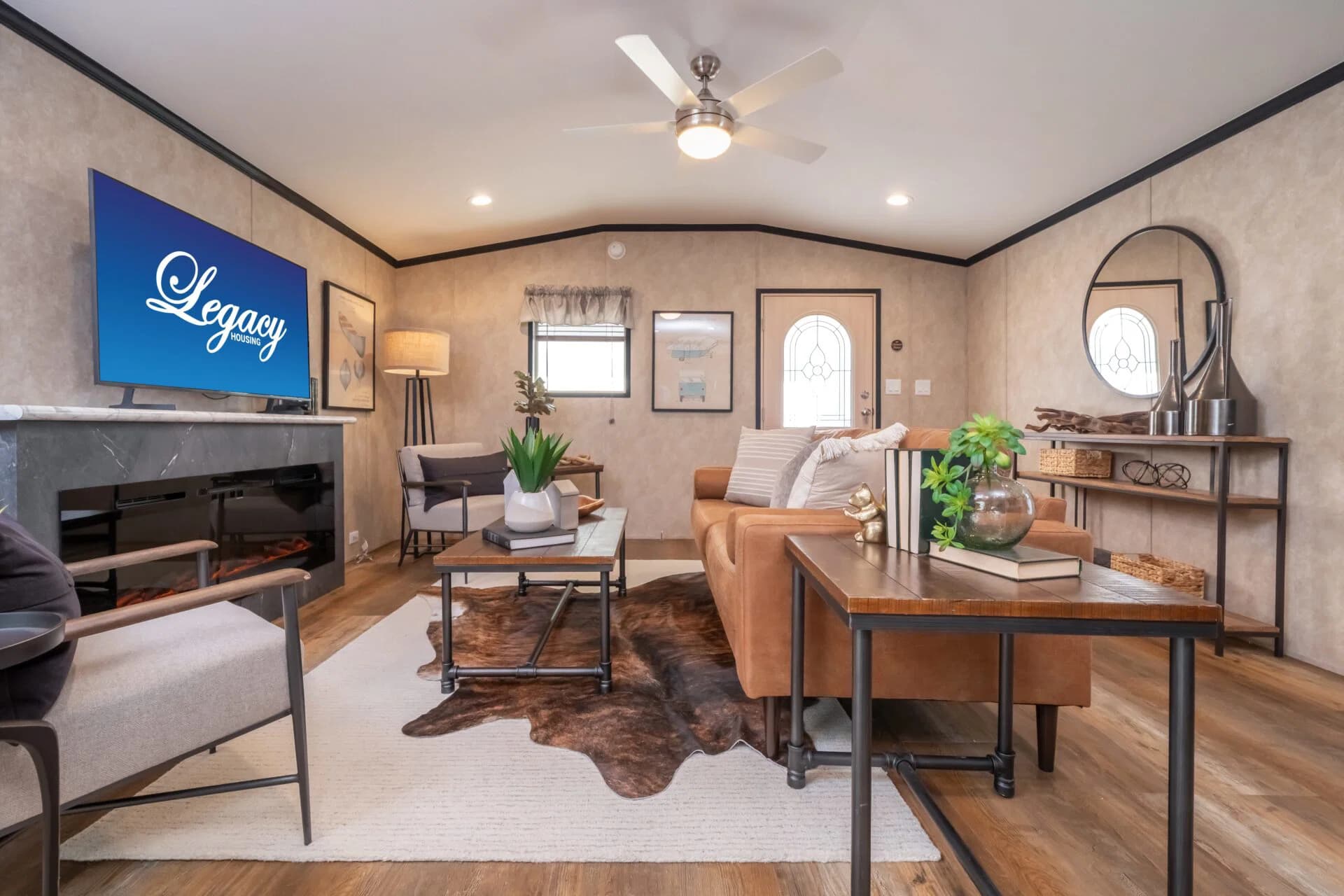Classic c-1680-32flp interior home features