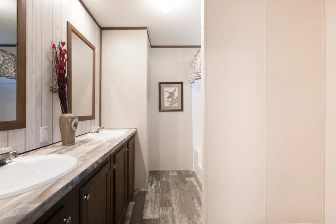The lodge bathroom home features