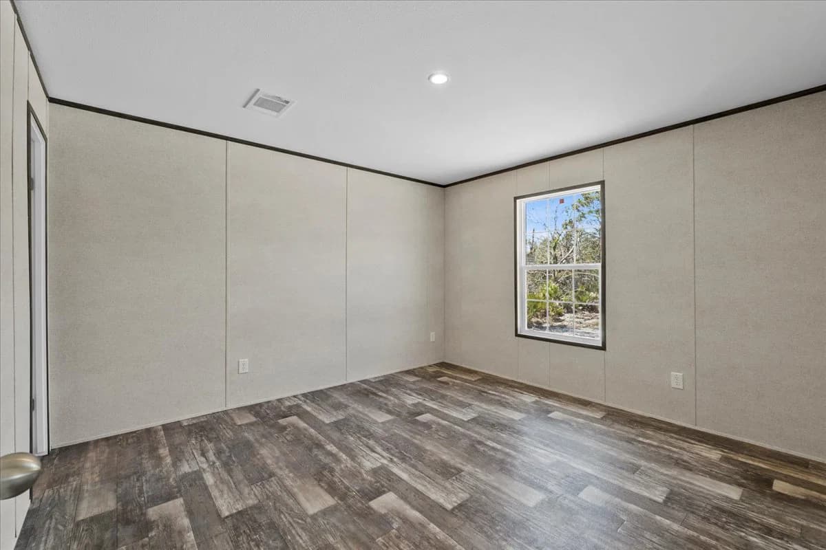 114 mark avenue, lady lake, florida 32159 (sold) 265,300 interior home features