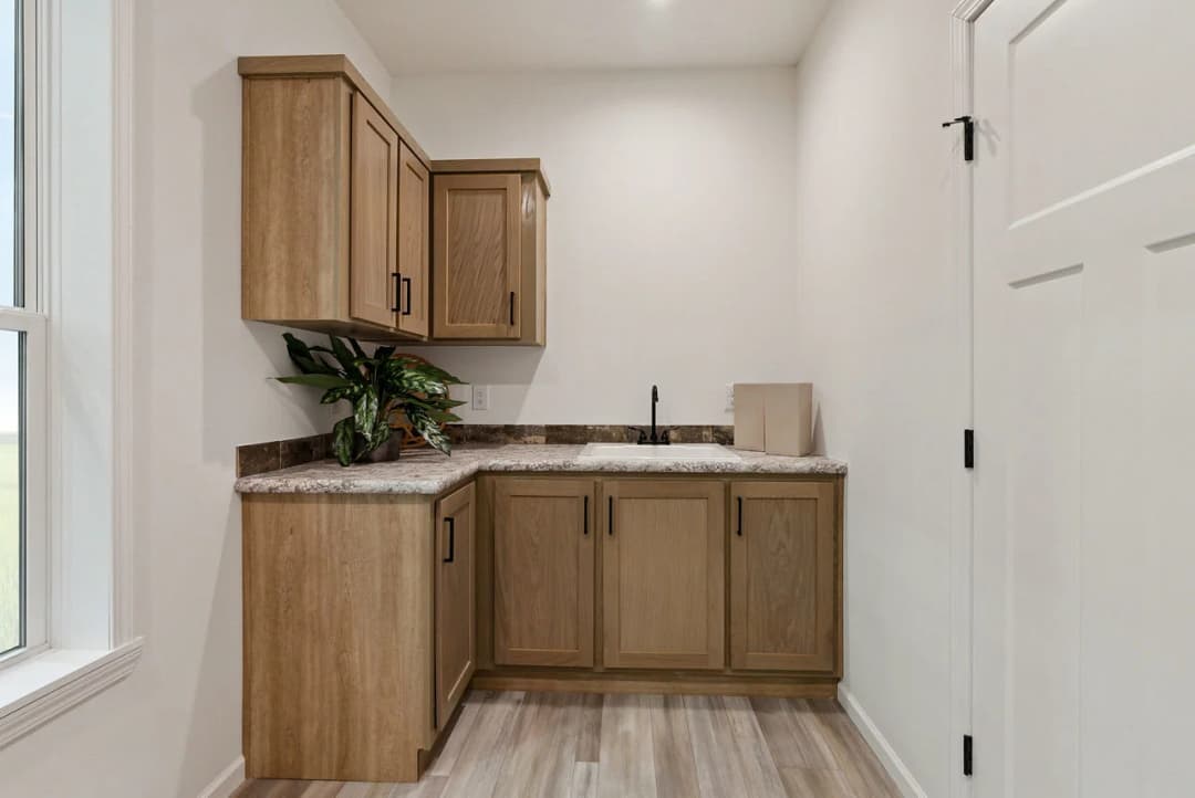 Little sky interior home features