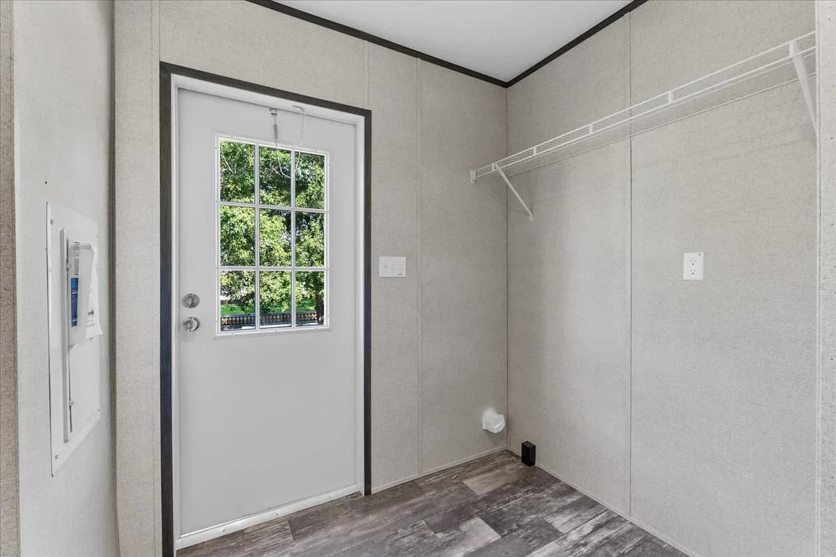 9060 sarah drive, polk city, florida 33868 (sold) interior home features