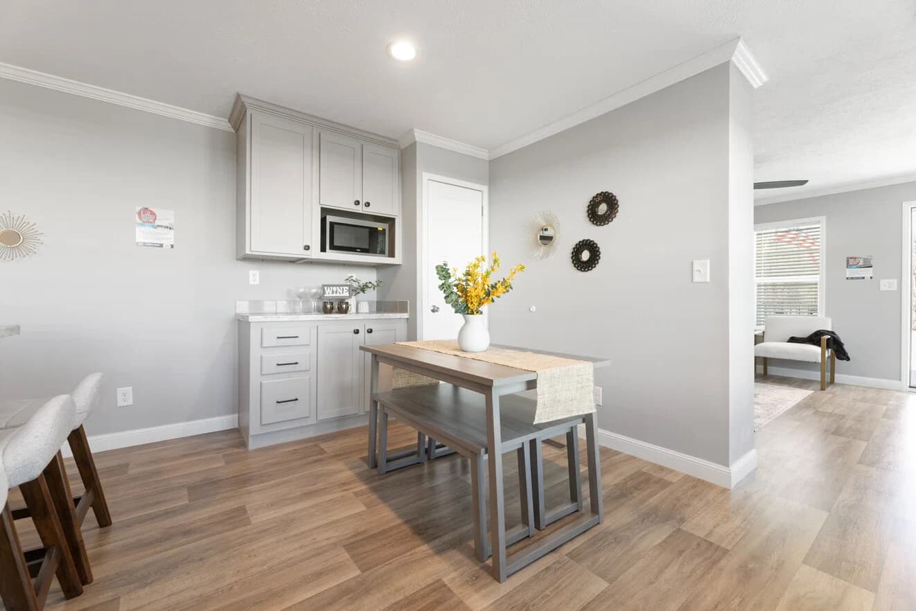 Roanoke duplex kitchen home features