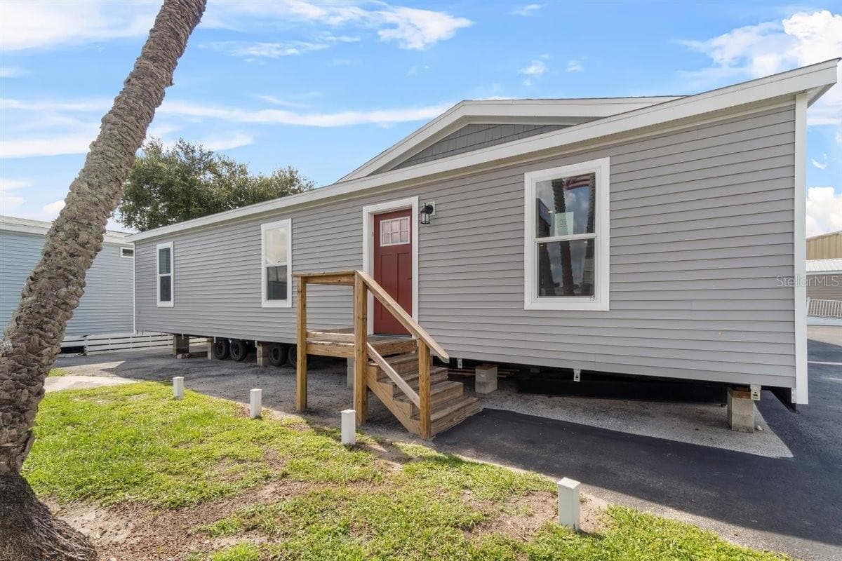 24116 armadillo rd, astor, fl 32102 (for sale) $224,982  home features