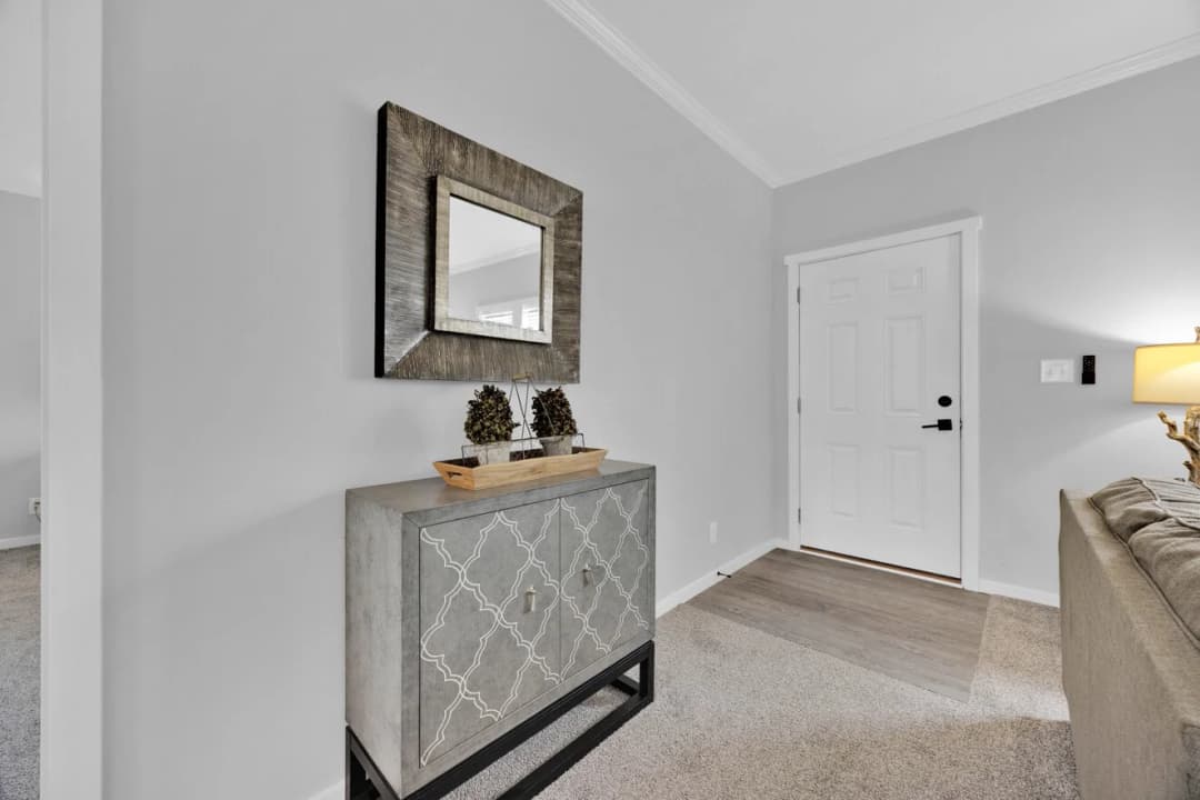 Quinn 30523a interior home features