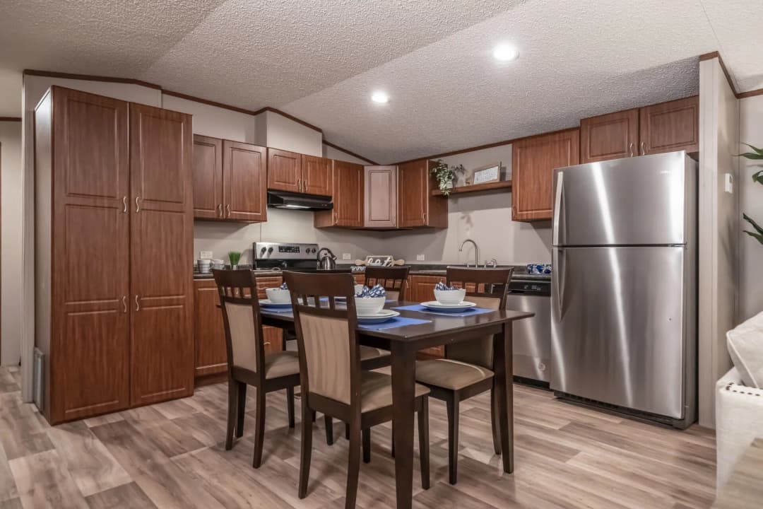 Classic c-1664-32c kitchen home features