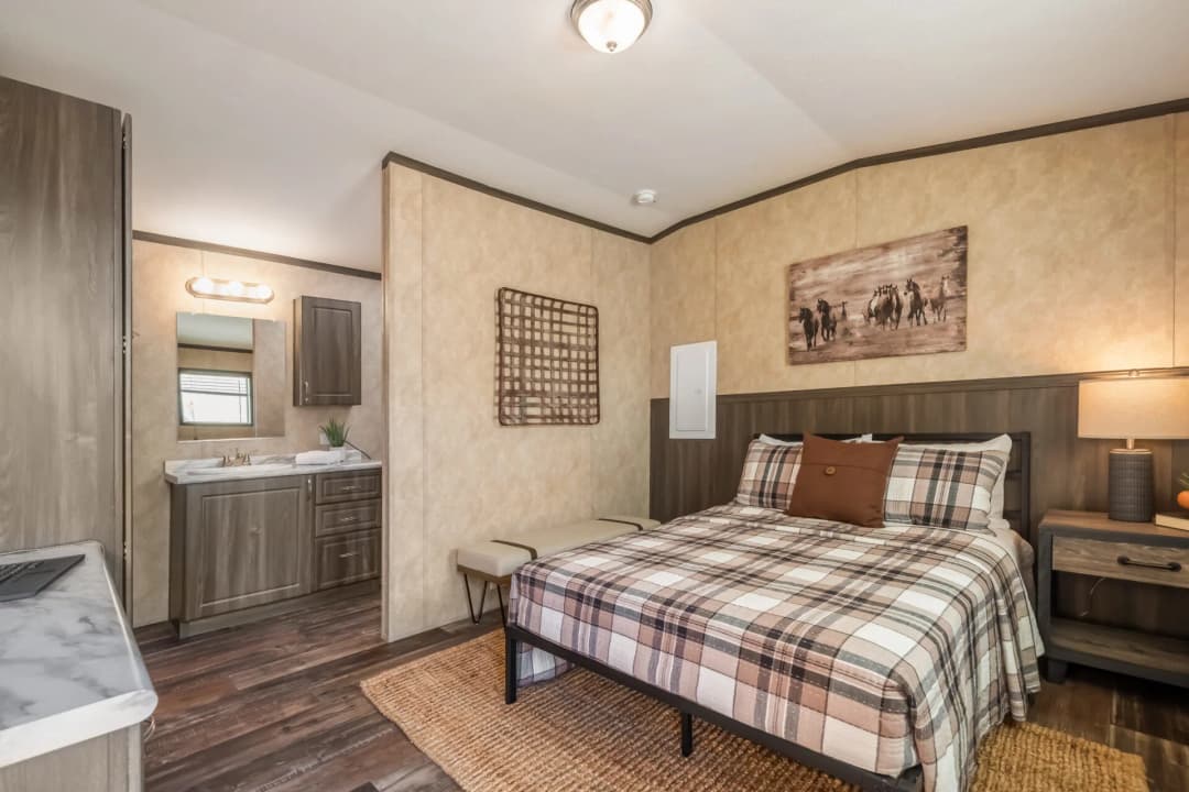 Workforce o-16×76-66aof bedroom home features