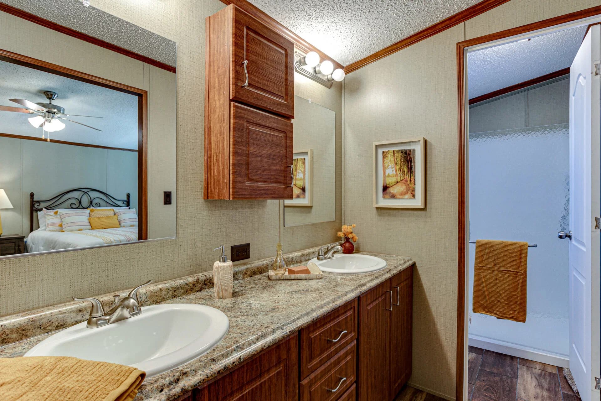 Heritage h-1864-22a bathroom home features