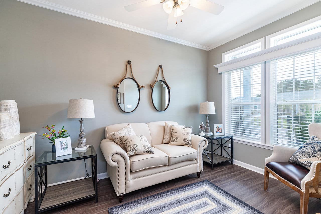 Silver springs elite 6400 interior home features