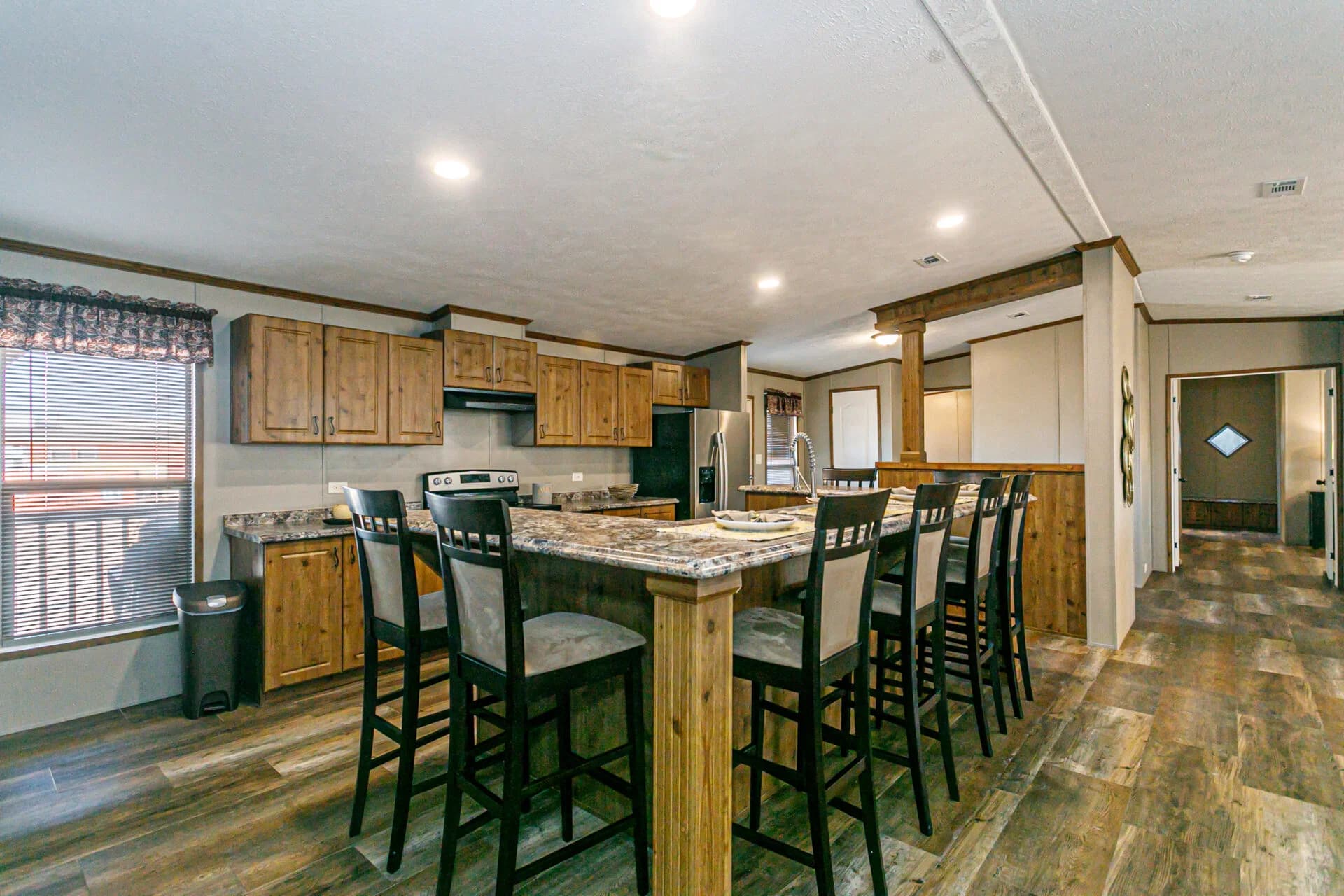 Doublewide h-3672-43a kitchen home features