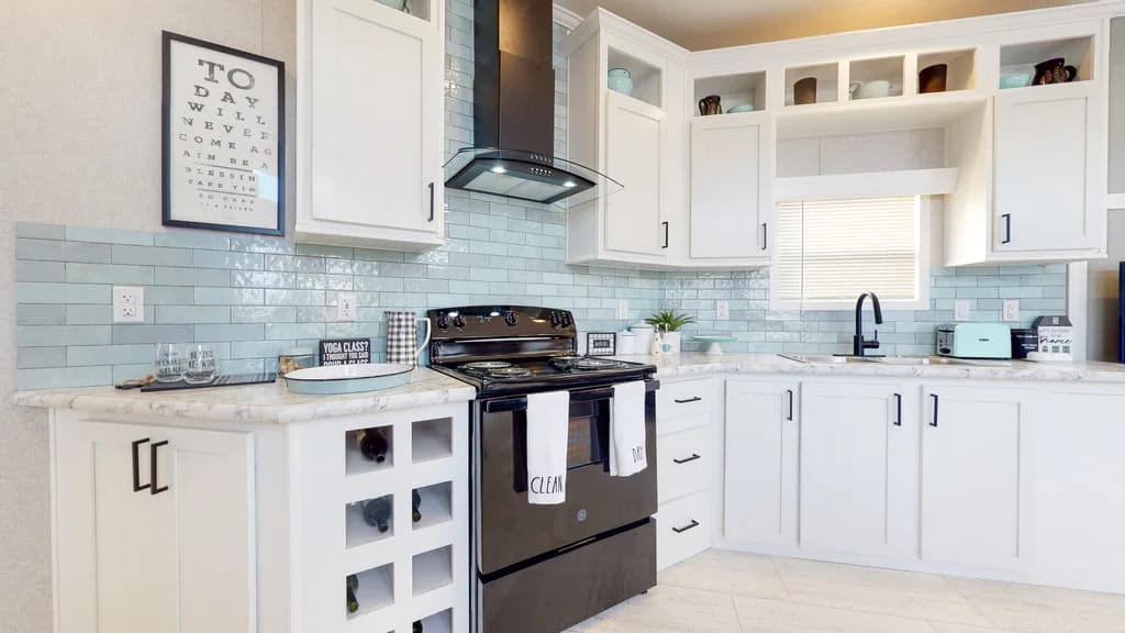 Lake charles 13361b kitchen home features
