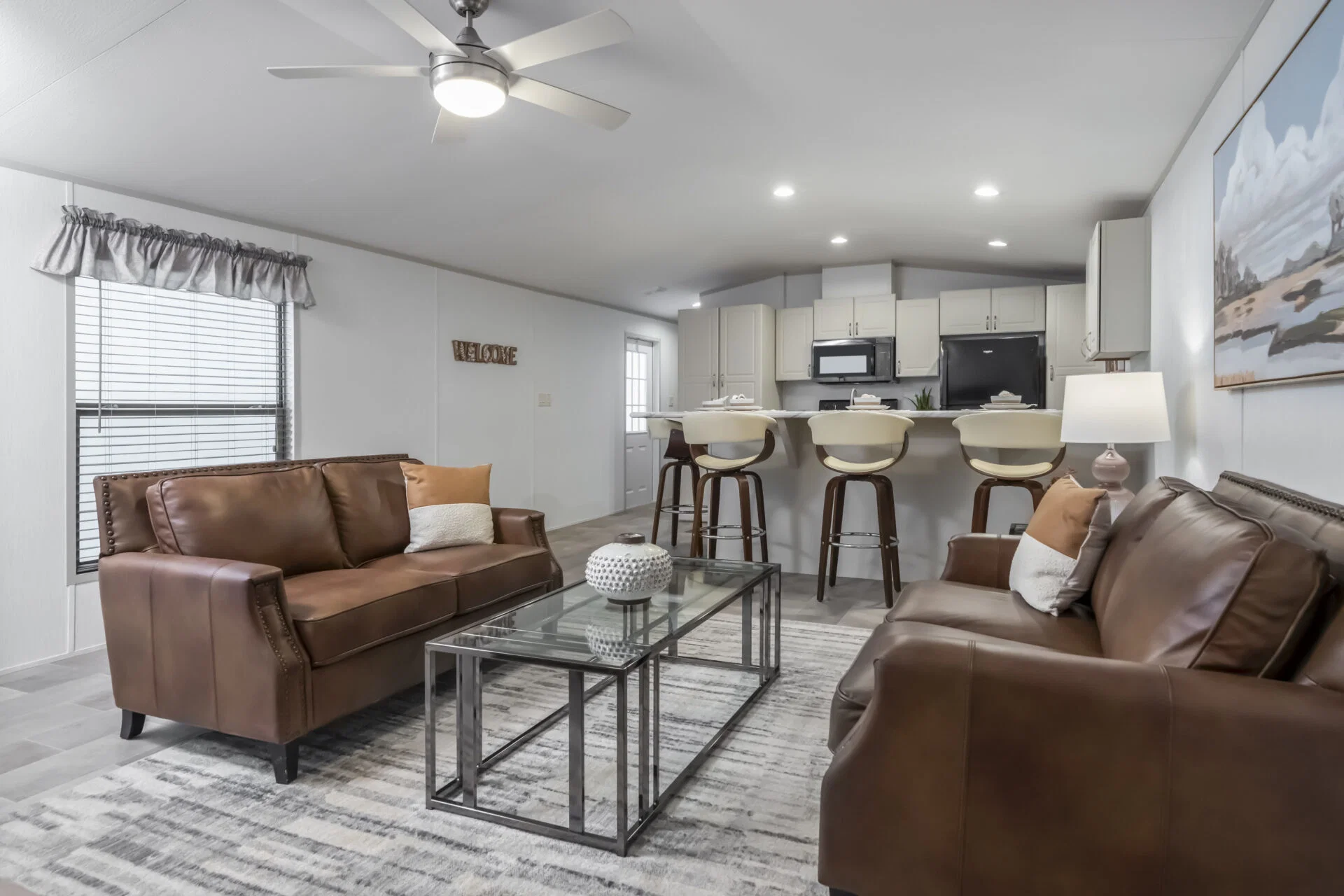 Select s-1664-32c interior home features