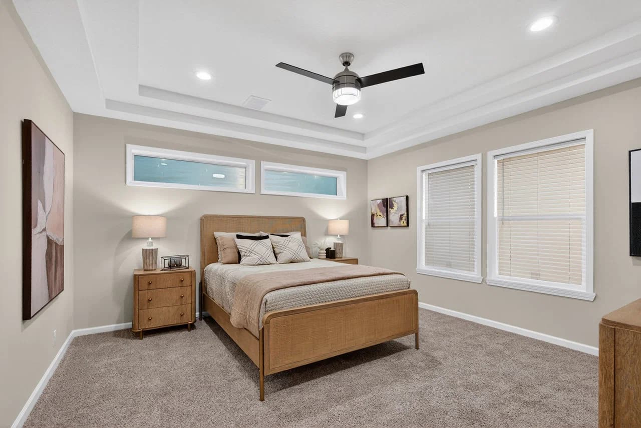 Emerald sky bedroom home features