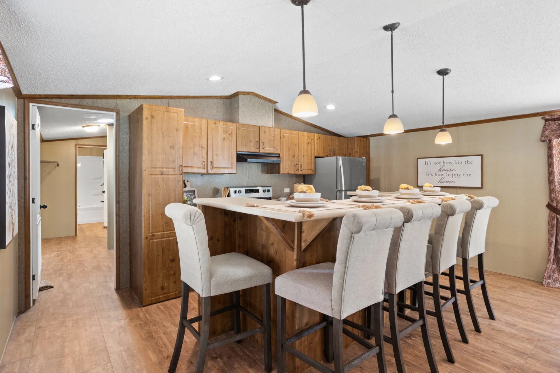 Classic c-1868-32a kitchen home features