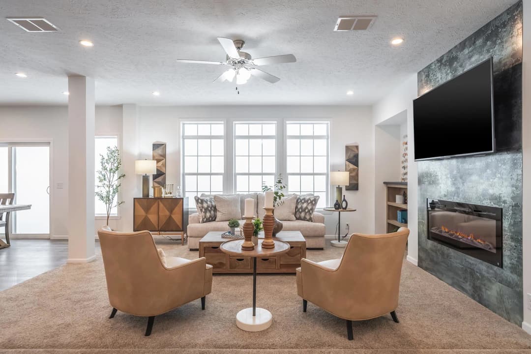 Big sky interior home features