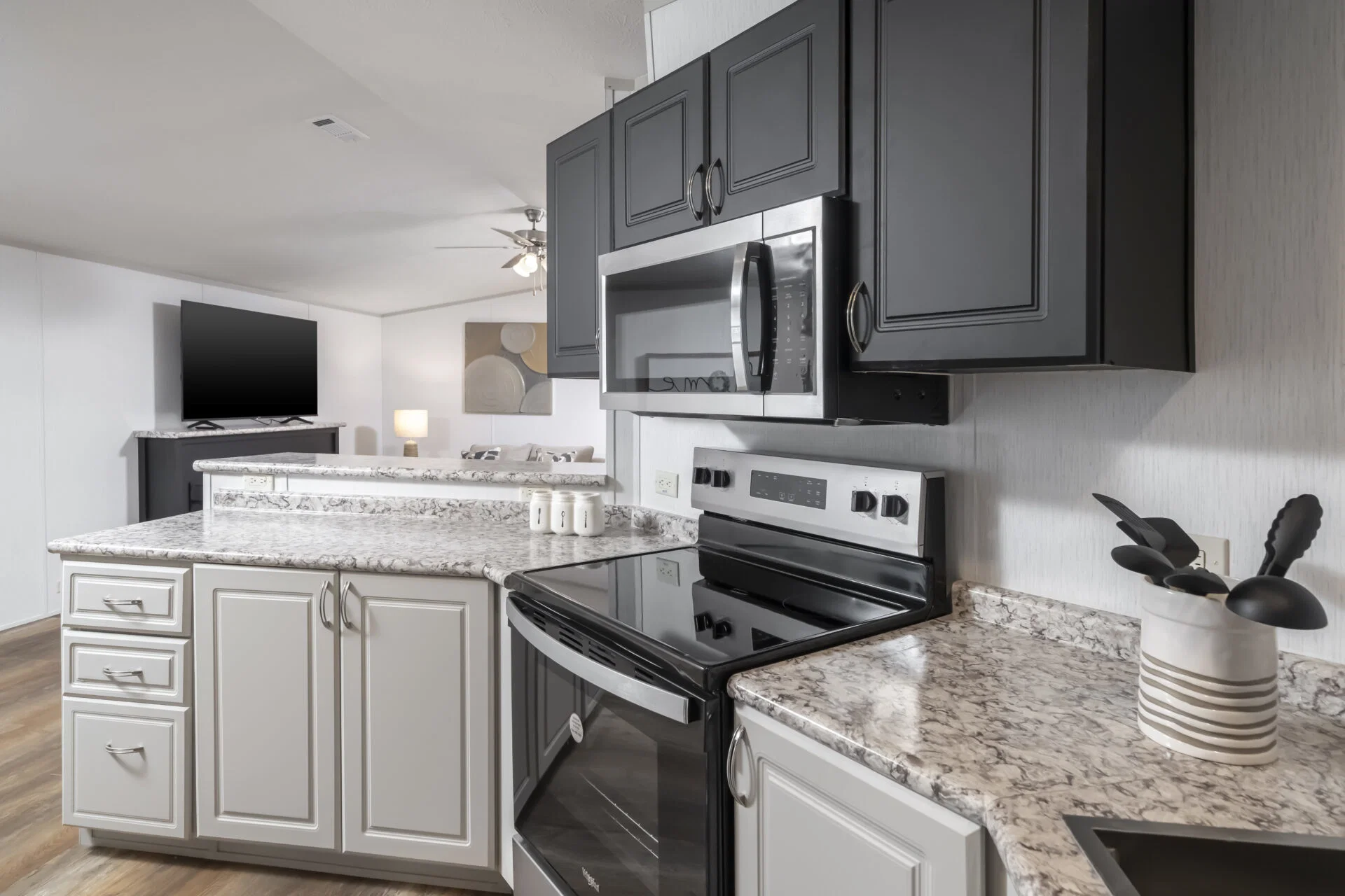 Heritage h-1880-32e kitchen home features